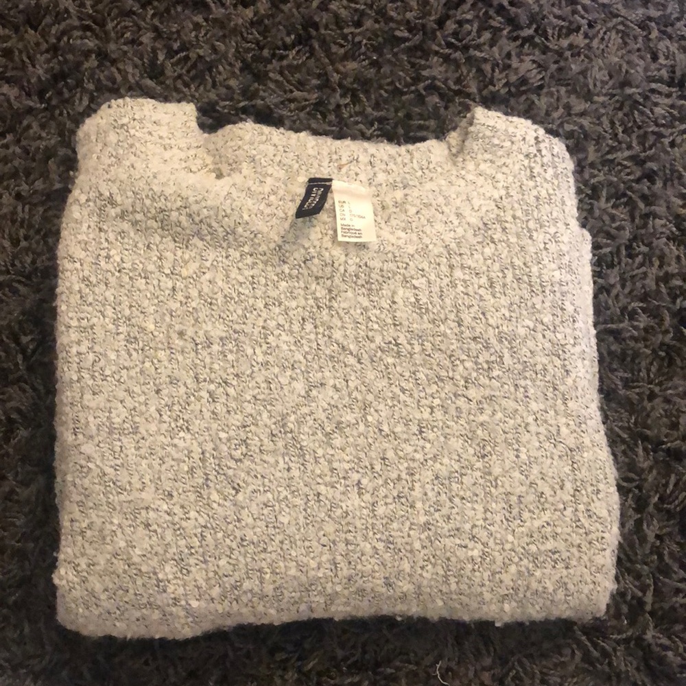 H&M gray sweater